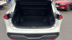 Nissan Qashqai 1.3 DiG-T MH N-Connecta 5dr Petrol Hatchback